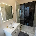 Vibe 90 Old Town Apartamento *