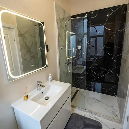 Luxury Centrul Vechi Apartment *