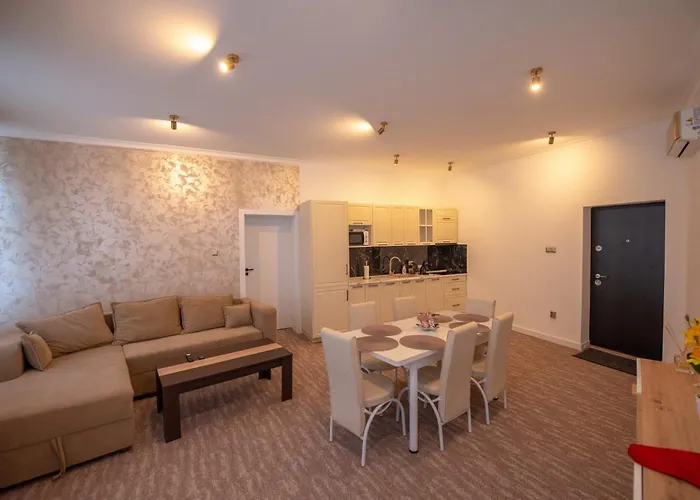 Luxury Centrul Vechi Крайова